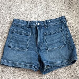 Madewell denim Emmett  patch pocket shorts. Meriwether colorway.